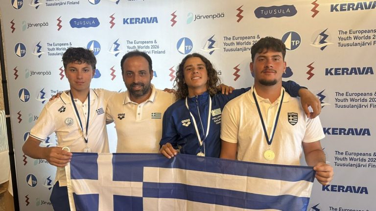 Ιστιοπλοΐα: Ασημένιο μετάλλιο για τους Πάλλη, Αγγελιδάκη και Ραγκούση