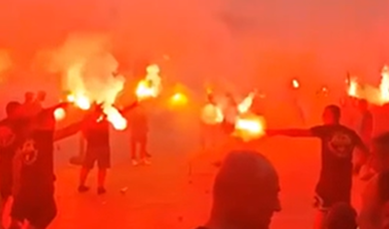Έγινε η νύχτα… μέρα για το τρόπαιο της ΑΕΚ (video)