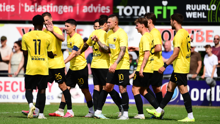 ΑΕΚ-Ντε Γκράαφσαπ 2-1: Κέρδισε, ικανοποίησε και συνεχίζει… (videos)