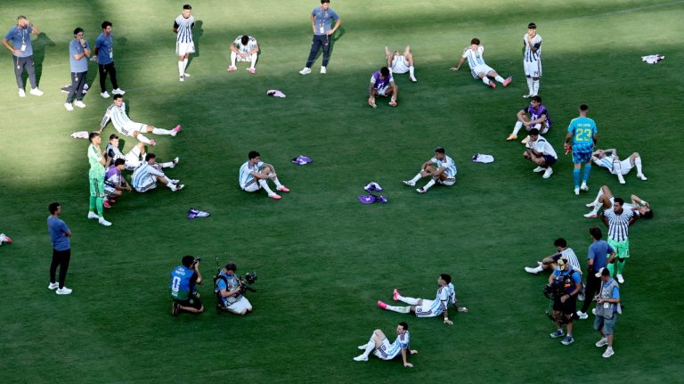 Χωρίς Μέσι κι εννιά ακόμη παίκτες η επιστροφή στην Αργεντινή!