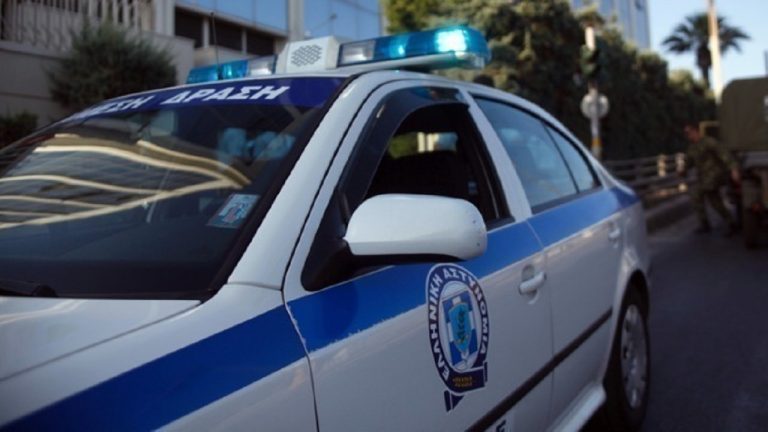 Συνελήφθησαν δύο υπεύθυνοι καταστημάτων στη Ζάκυνθο επειδή πούλησαν αλκοόλ σε ανηλίκους