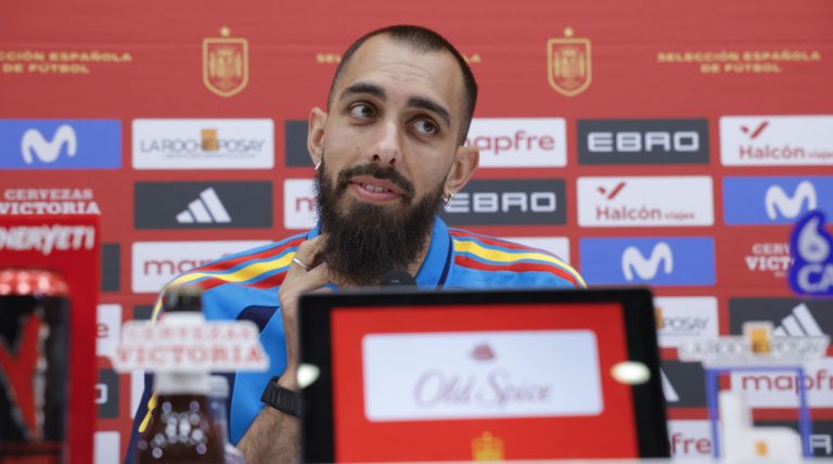 Ιγκλέσιας για Τραμπ: «Δεν θέλω να καταλήξω στη φυλακή, οπότε…»