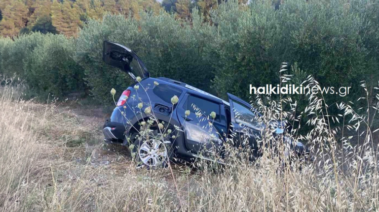 Τρεις οι νεκροί από το σφοδρό τροχαίο στη Χαλκιδική: Κατέληξε και ο πατέρας της οικογένειας μετά την σύζυγο και το βρέφος τους