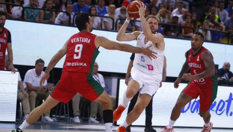 Ελλάδα – Πορτογαλία 56-71: Νέα ζημιά και σοβαροί μπελάδες (highlights)
