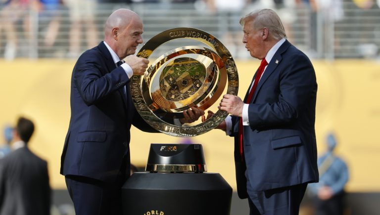 Ασταμάτητη FIFA: Εξετάζει αύξηση ομάδων και στο Παγκόσμιο Κύπελλο Συλλόγων!