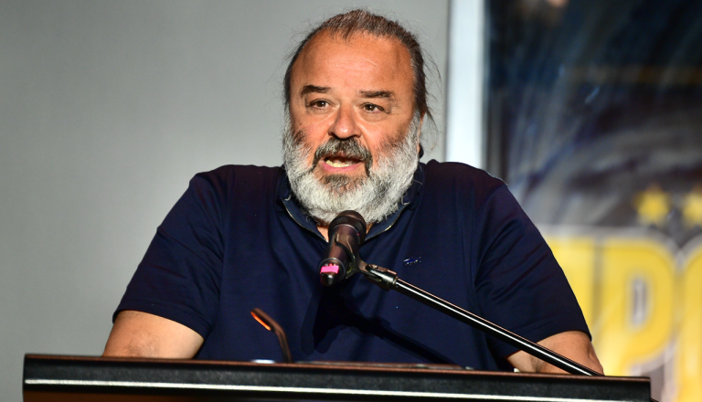 Δωρεά Seajets και Ηλιόπουλου για την ανακατασκευή δύο σχολικών γηπέδων στη Νέα Ερυθραία