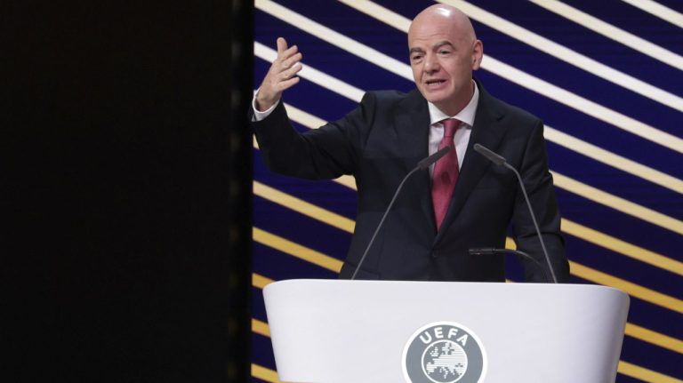 FIFA: Θα επανεξετάσει τα hydrations breaks!