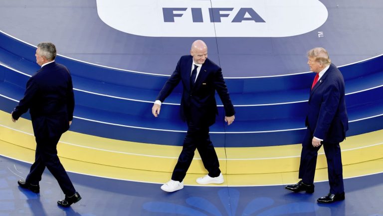 FIFA: Δεν κάνει βήμα πίσω ο Ινφαντίνο