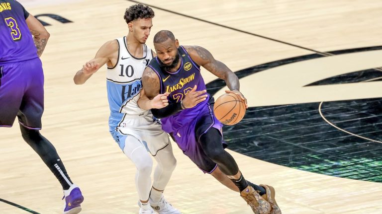 «Bόμβα» στο NBA: Στους Φιλαδέλφεια 76ερς ο ΛεΜπρόν Τζέιμς!