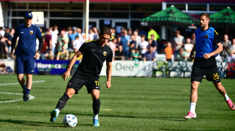 Live: AEK – Φιτέσε