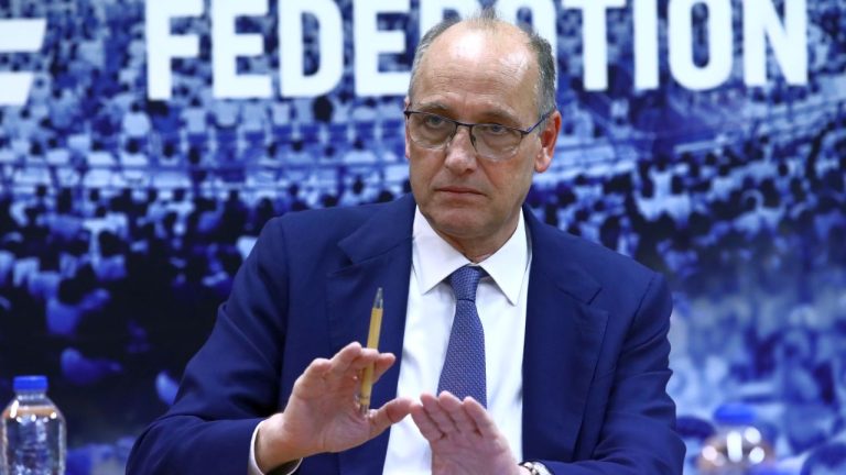 Κλιμακώνει τη σύγκρουση το Μαρούσι: Προσφυγή κατά Λιόλιου στην ΕΦΙΠΗΔ και τον Εισαγγελέα!