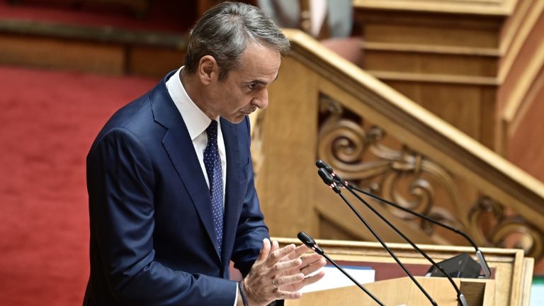 Μητσοτάκης σε Ανδρουλάκη: Είστε κατώτερος των περιστάσεων, έχετε παραβιάσει την εντολή του λαού γιατί γίνατε αξιωματική αντιπολίτευση από σπόντα