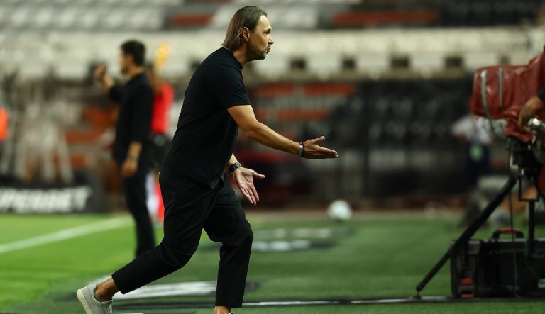 Κόστιουκ: «Εμείς δεν έχουμε παίκτες επιπέδου Κωνσταντέλια»