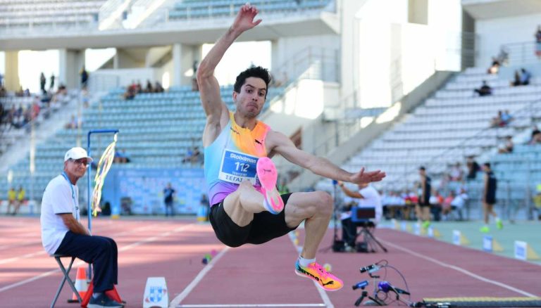 Μυθικός Τεντόγλου: Ισοφάρισε το Πανελλήνιο ρεκόρ! (video)