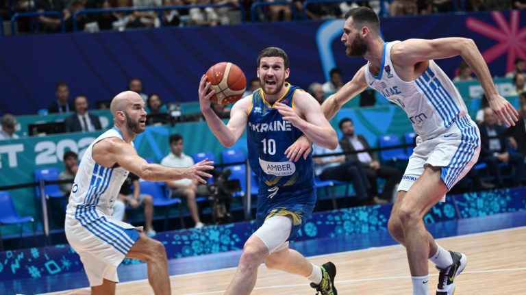Με Μιχάιλιουκ η προεπιλογή της Ουκρανίας για το ματς με Ελλάδα