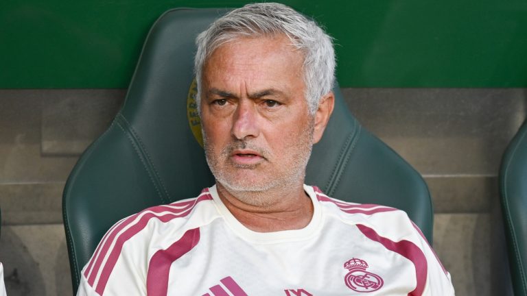 Μουρίνιο : “Επιστρέφω στο σπίτι μου”