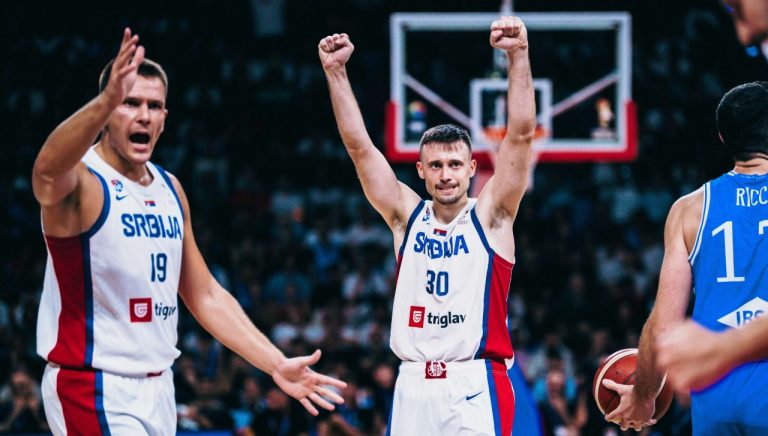 Ιταλία-Σερβία 64-76: Όλο και πιο κοντά στο Παγκόσμιο, λήξη συναγερμού με Μιλουτίνοφ