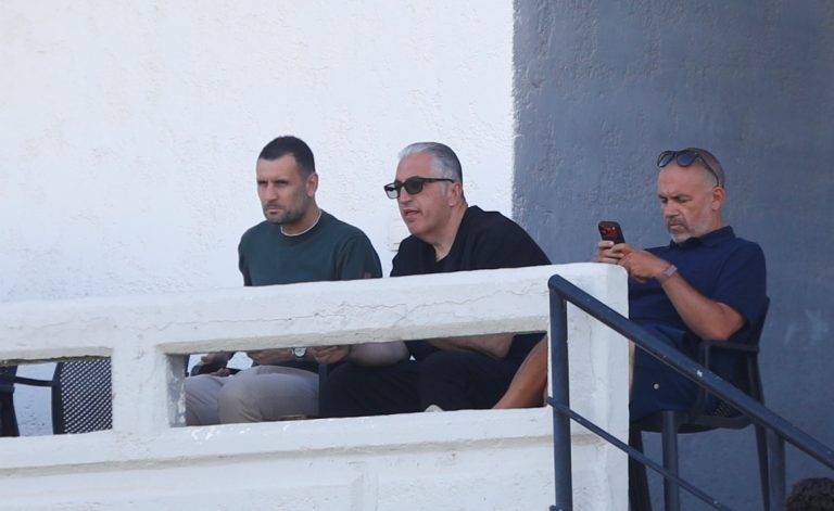 ΟΦΗ : Γεύμα γεμάτο… “ορεκτικά” από τον ιδιοκτήτη προς τους παίκτες!