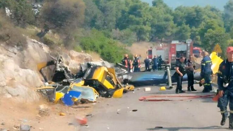 Δύο νεκροί από τη σύγκρουση πυροσβεστικών ελικοπτέρων στην Ψάθα