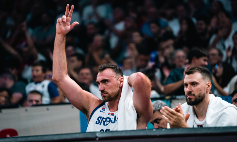 Σερβία – Ισλανδία 102-73: Άνετη νίκη με θετικό Μιλουτίνοφ