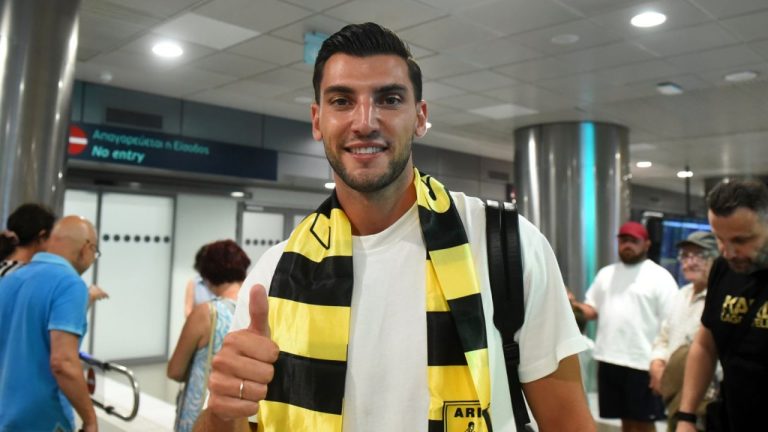 Άρης: Πάτησε… Ελλάδα ο Ράφα Μιρ