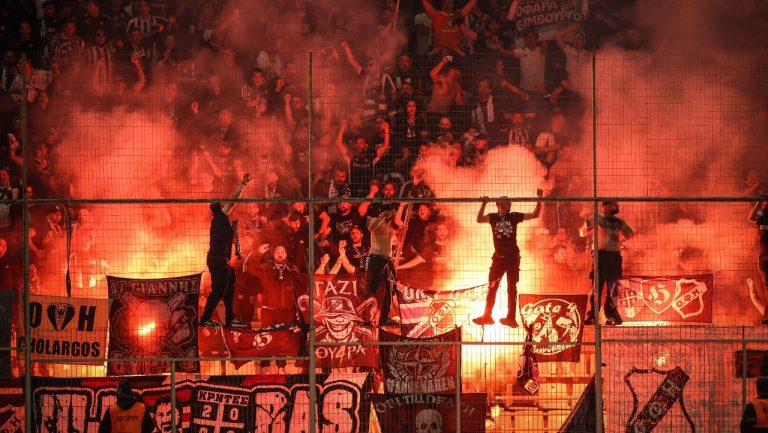 ΟΦΗ: Με τον κόσμο στο πλευρό του…
