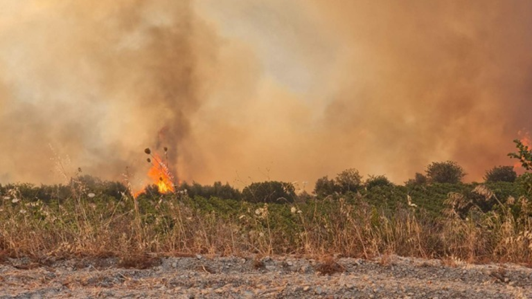 Πολύ υψηλός κίνδυνος πυρκαγιάς προβλέπεται για αύριο σε Αττική, Κυκλάδες, νησιά Β. Αιγαίου και περιοχές Στερεάς Ελλάδας και Πελοποννήσου
