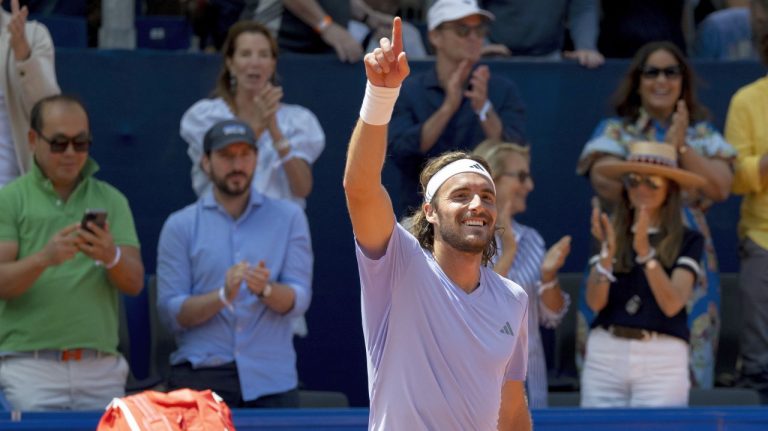 National Bank Open: Πέρασε άνετα ο Τσιτσιπάς (video)