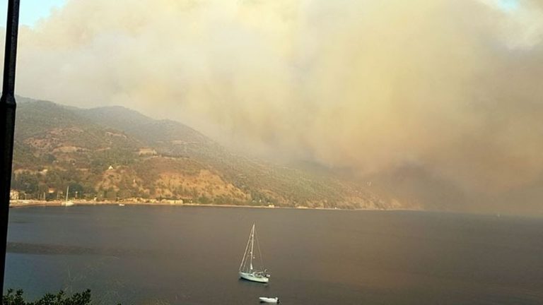Σε κατάσταση κινητοποίησης Αττική, Εύβοια και Βοιωτία λόγω πολύ υψηλού κινδύνου πυρκαγιάς