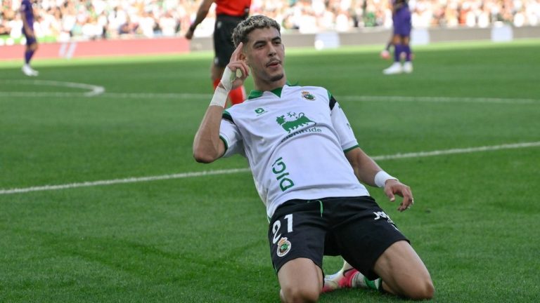 Ράσινγκ Σανταντέρ – Έλτσε 3-2: Ιστορική νίκη 14 χρόνια μετά!