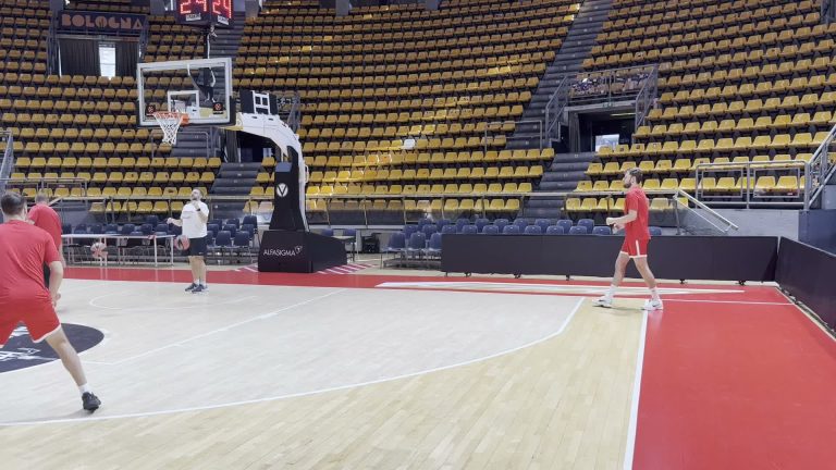 Ολυμπιακός: Ο άχαστος Βεζένκοφ! (video)