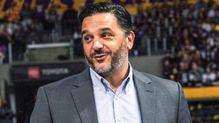 Λέικερς: Συνεχίζεται η στελέχωση της διοίκησης
