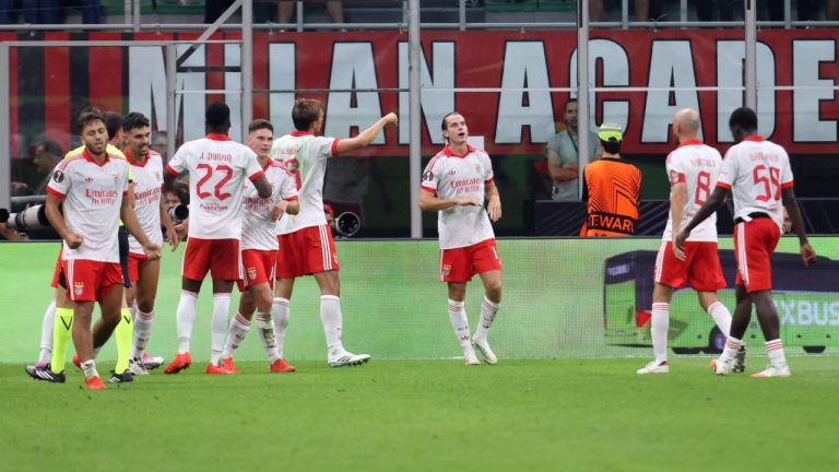 Μίλαν – Μπενφίκα 0-2: Ιστορικό «διπλό» των «Αετών» στο Μιλάνο!
