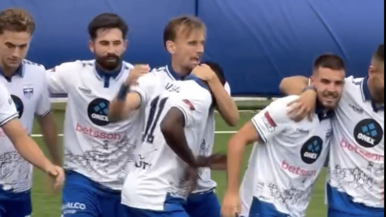 Ελλάς Σύρου-Αναγέννηση Καρδίτσας 3-0: Καταιγιστική στο β’ μέρος και πρώτη νίκη