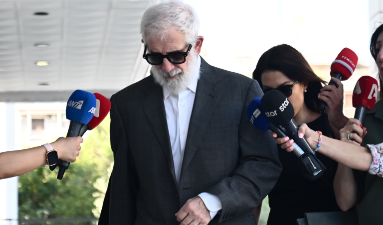 Στον Άρειο Πάγο ο Πέτρος Φιλιππίδης για την αναίρεση της καταδίκης του για τις δύο απόπειρες βιασμού