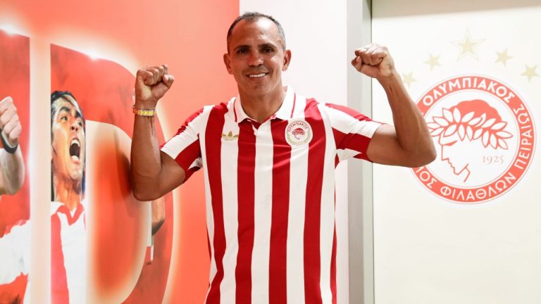 Ο Τζιοβάνι υποδέχτηκε τον Ροντινέι στη Σάντος με επικό βίντεο!