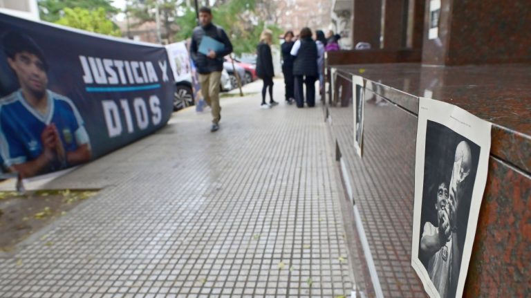 Μαραντόνα: Η θέση του ιατροδικαστή για τον θάνατό του (pic)
