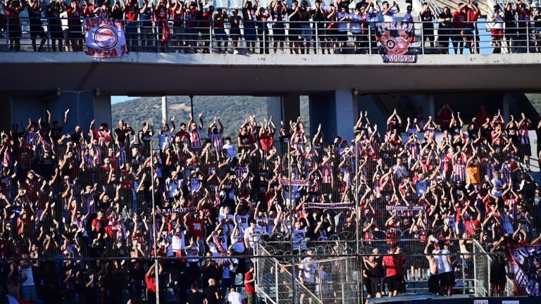Ολυμπιακός: Βαρύ πρόστιμο για το Πανθεσσαλικό!