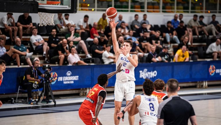 Στο Πόρτλαντ και το NCAA ο Σκληρός
