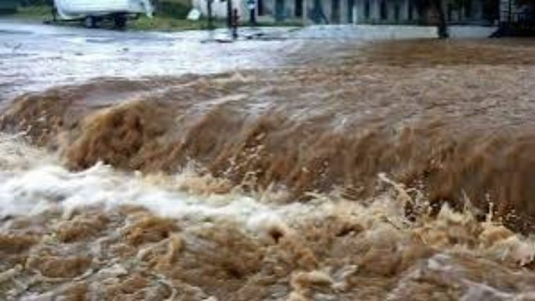 Ισπανία: Ένας νεκρός κοντά στη Βαρκελόνη εξαιτίας σφοδρών βροχοπτώσεων