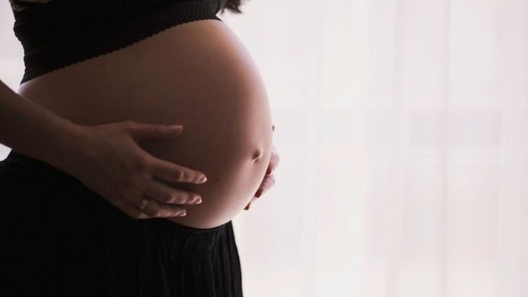 Η προγεννητική έκθεση στην κατάθλιψη συνδέεται με νευροαναπτυξιακές διαταραχές