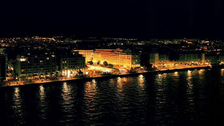 11.000 δρομείς και ρεκόρ ατομικών συμμετοχών στον 14ο Διεθνή Νυχτερινό Ημιμαραθώνιο Θεσσαλονίκης – ZeniΘ