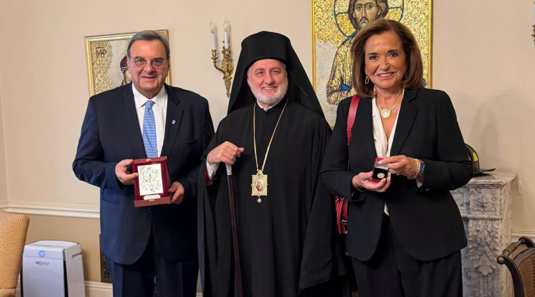 Τιμητική εκδήλωση του Αρχιεπισκόπου Αμερικής Ελπιδοφόρου για τον Πρόεδρο της ΕΟΕ Ισίδωρο Κούβελο ενόψει Λος Αντζελες 2028