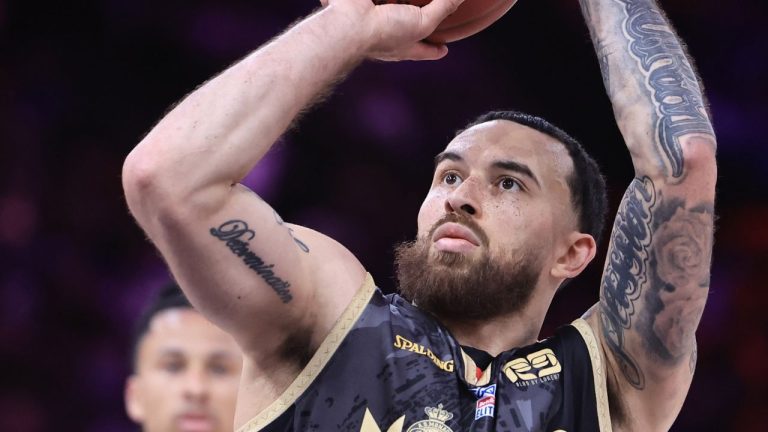 «Ο Μάικ Τζέιμς είναι ο Κόμπι της EuroLeague»!
