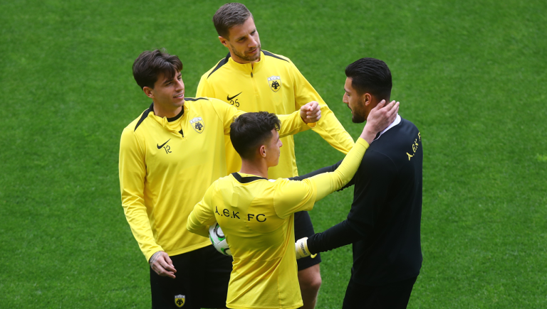 ΑΕΚ: «Τρέχει» ο Βάργκα, νοκ άουτ ο Στρακόσα για Champions League!