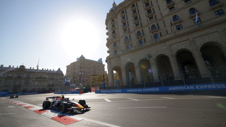 Formula 1: Πήρε την pole position ο Φερστάπεν (pic)