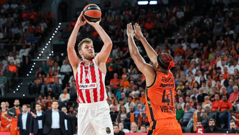 Ολυμπιακός: Ιστορική ανατροπή στη EuroLeague – Ισοφάρισε το ρεκόρ επιστρέφοντας από το -28! (video)
